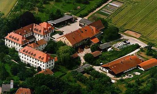 Kirchschletten Monastery