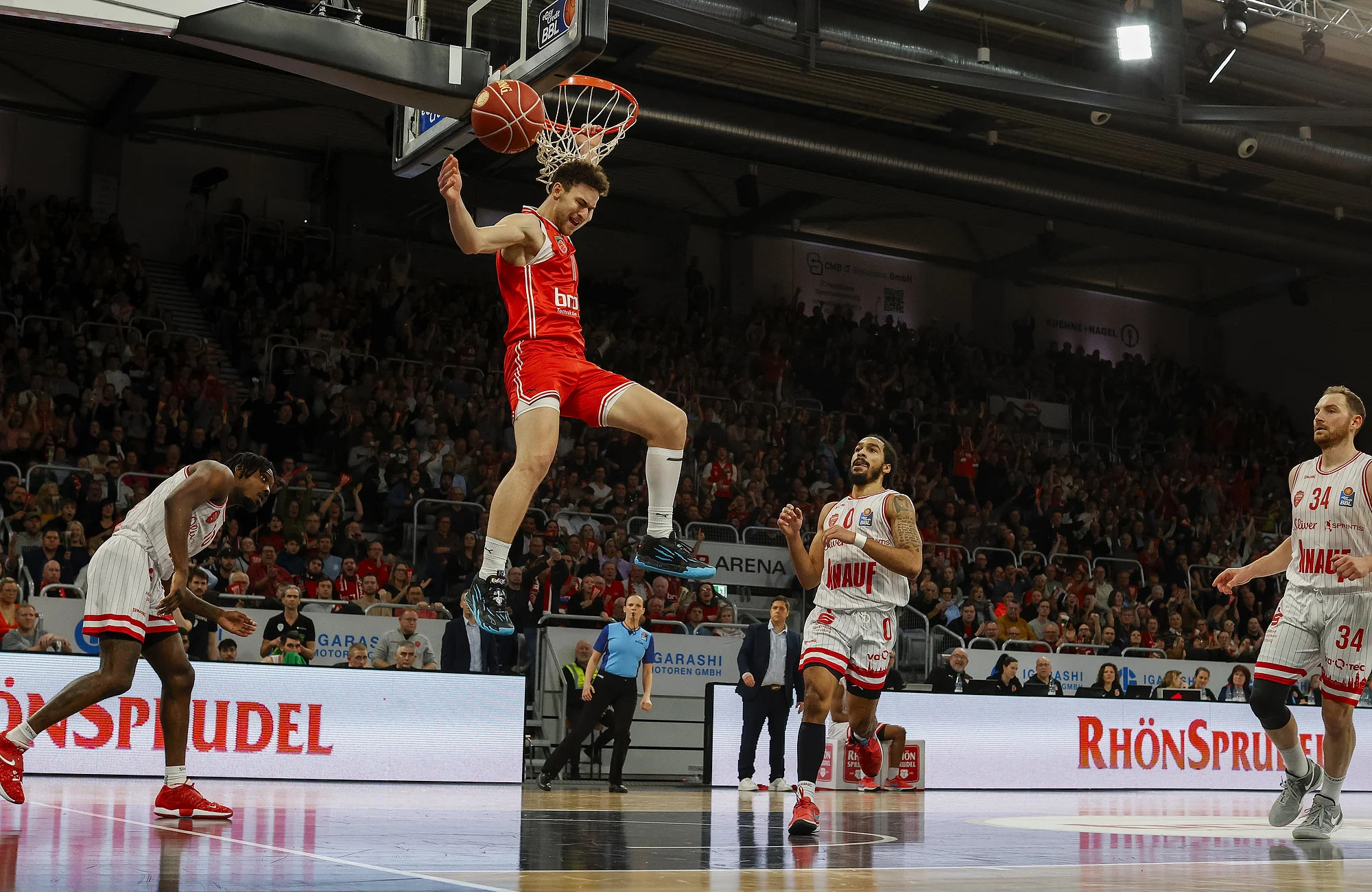 Die Bamberger Basketballer Bamberg Baskets - Würzburg Baskets / Wuerzburg / easyCredit-BBL / Basketball Bundesliga / Saison 2023/24 / Spieltag 13 / 27.12.2023, Brose Arena BambergFoto: Daniel Löb / Loeb