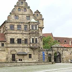 Eines der Glanzstücke auf dem Bamberger Domberg: die Alte Hofhaltung neben dem Dom