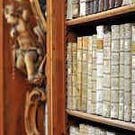 Bücherregal in der Staatsbibliothek Bamberg