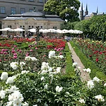The rose garden of the New Residence fascinates particularly in summer and offers a splendid view over the city and to St. Michael.