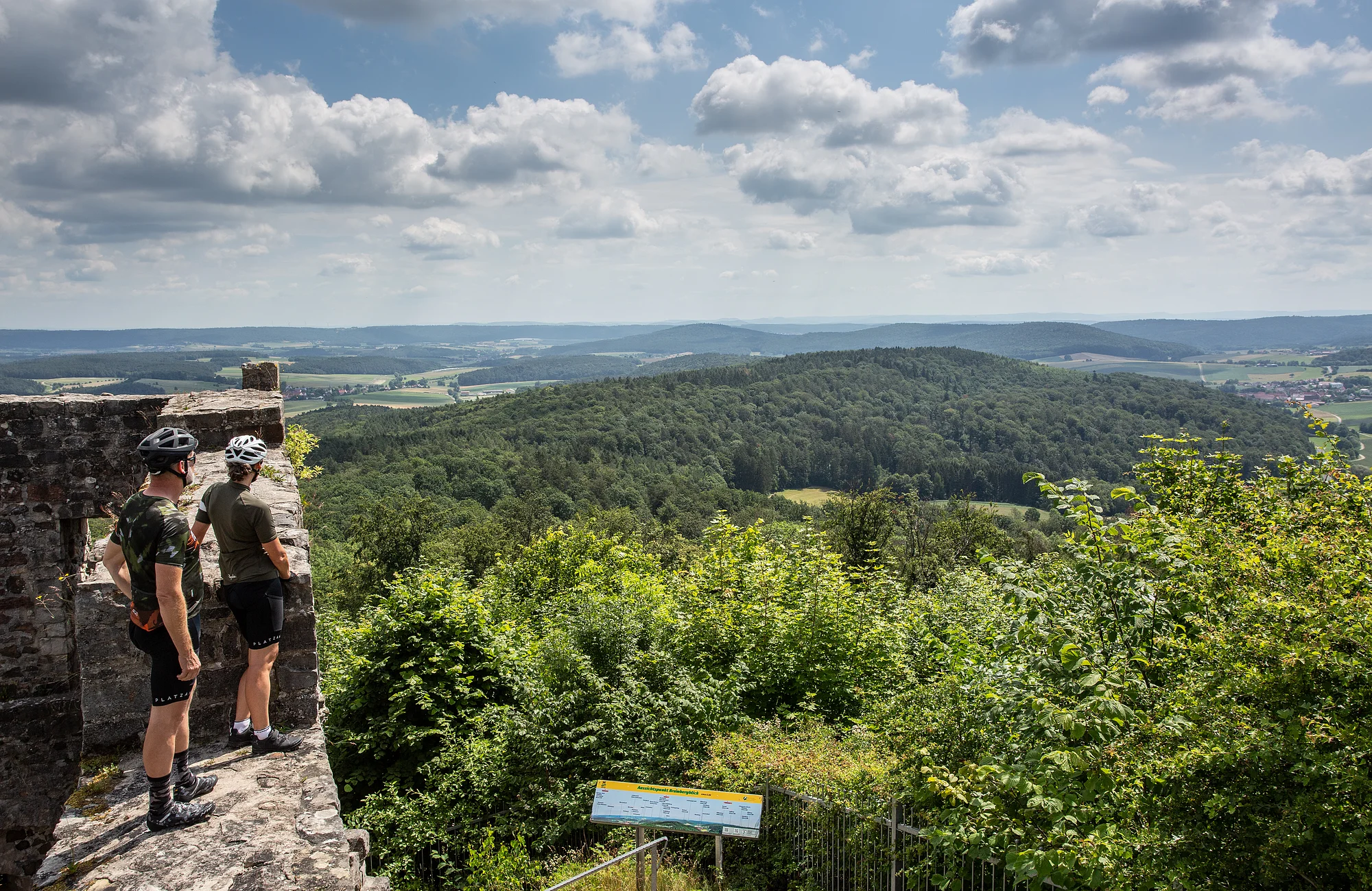 Weite Aussichten Burgruine Bramberg © Ralf Schanze