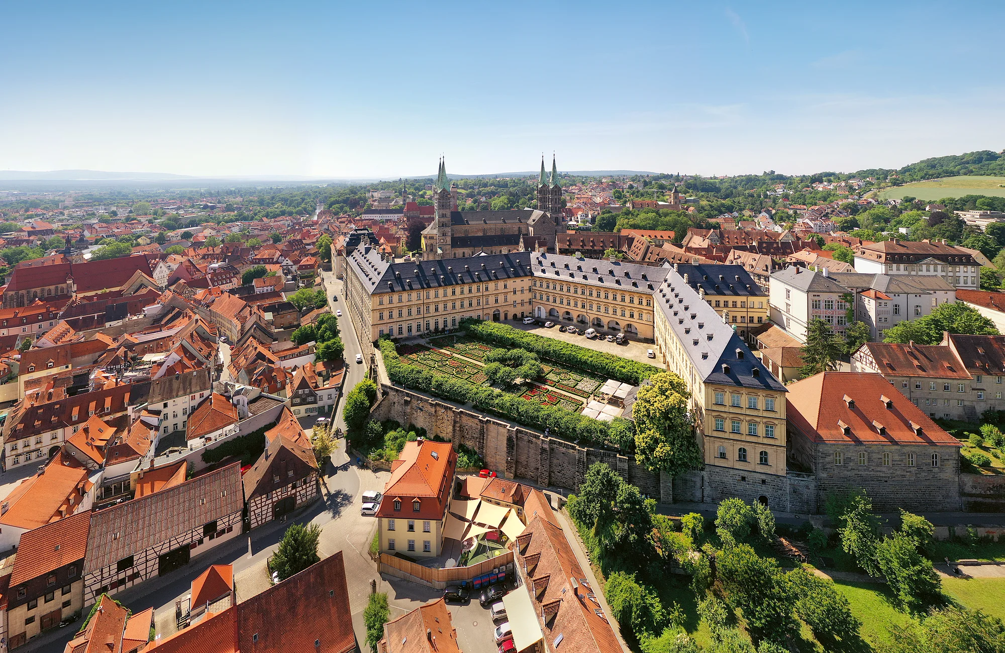 View of the New Residence Bamberg Bamberg, Neue Residenz, Luftaufnahme von Nordosten