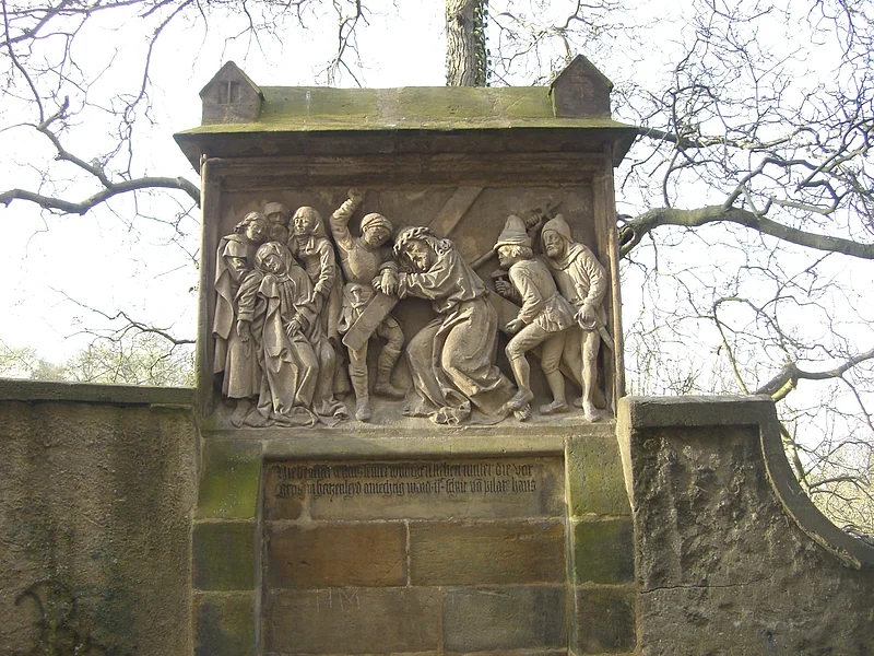 Der älteste erhaltene mittelalterliche Kreuzweg Deutschlands führt durch Bambergs Altstadt. Der älteste erhaltene mittelalterliche Kreuzweg Deutschlands führt durch Bambergs Altstadt.