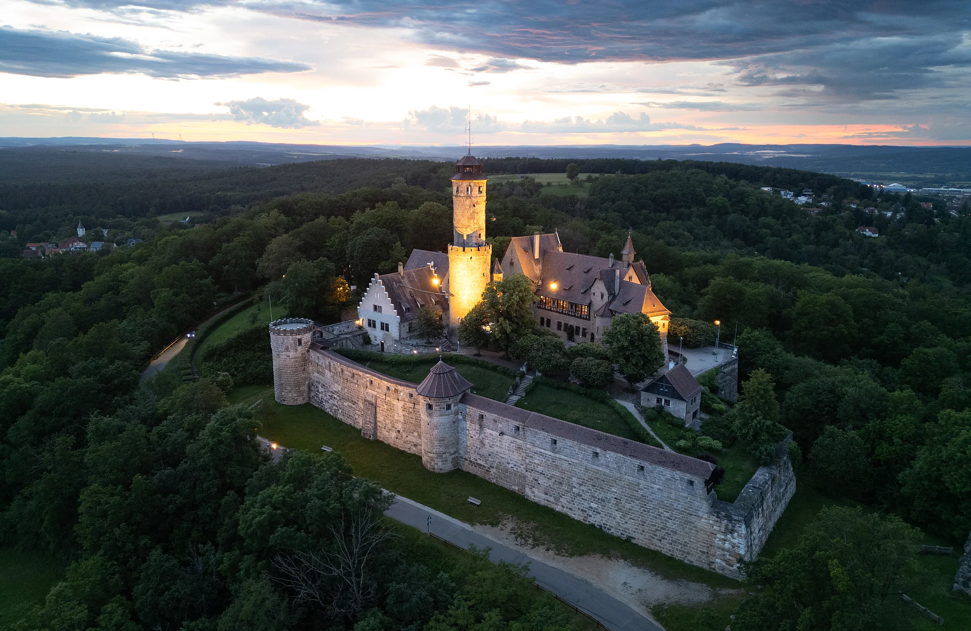 Die Altenburg thront hoch über Bamberg