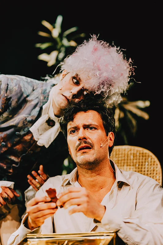 ETA Hoffmann Theater, Aufführung „Große Geister“